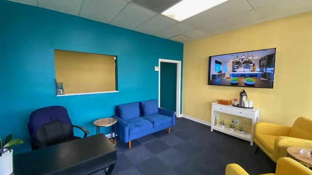 4 of 8 - 6103 Se Federal Highway, Stuart, FL