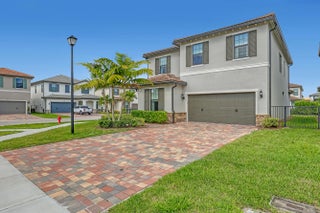 Photo of Listing #B26016808