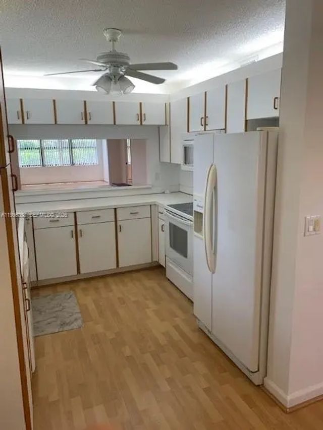 5 of 17 - 10623 W Clairmont Circle #101, Tamarac, FL