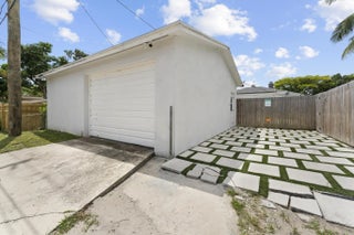 Photo of Listing #B26017996