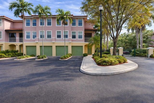 6562 W Sample Road #6562, Coral Springs