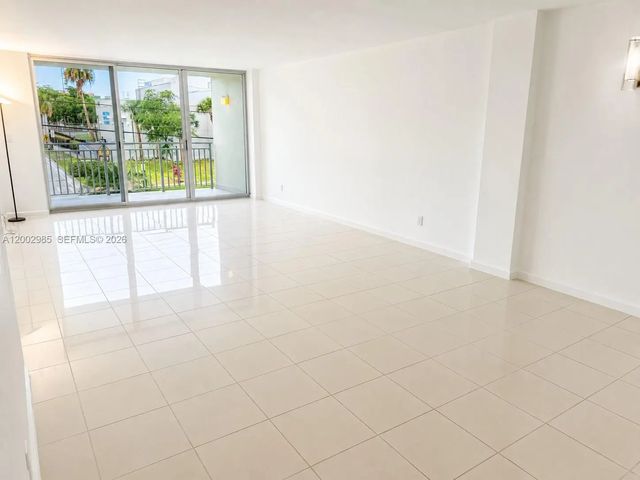 4 of 13 - 9500 W Bay Harbor Drive #2g, Bay Harbor Islands, FL