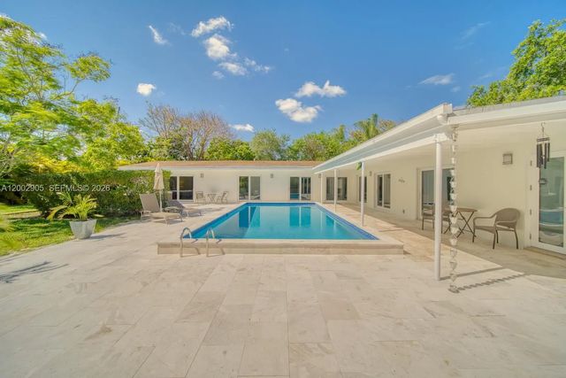 3 of 42 - 13700 Sw 74th Court, Palmetto Bay, FL