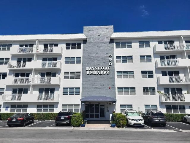 3 of 39 - 550 Bayshore Drive #104, Fort Lauderdale, FL