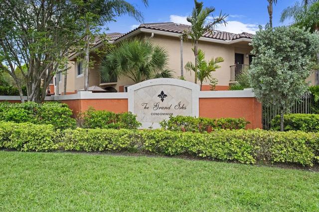 2 of 21 - 4195 N Haverhill Road #307, West Palm Beach, FL