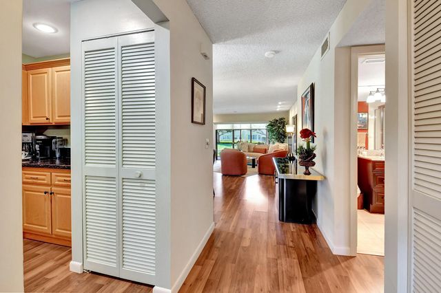 2 of 71 - 15 Stratford  Drive #a, Boynton Beach, FL