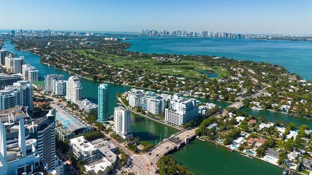 4 of 54 - 6365 Collins Avenue #2306, Miami Beach, FL
