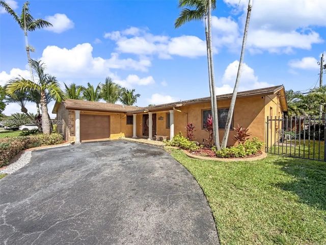 3 of 36 - 9837 Sw 194th Street, Cutler Bay, FL