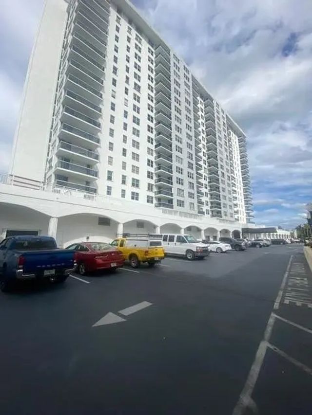 3015 N Ocean Boulevard #c122, Fort Lauderdale
