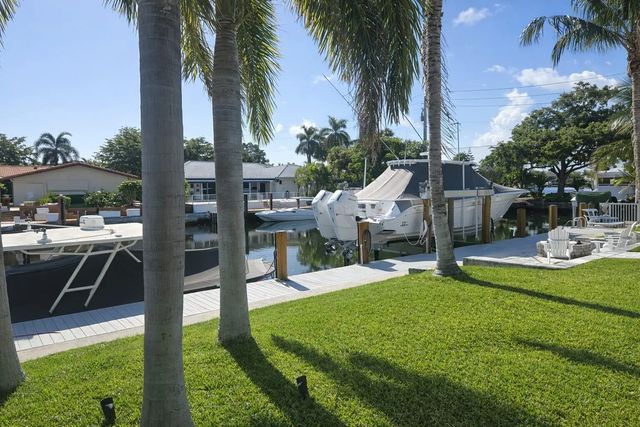 3 of 33 - 3910 Ne 26th Avenue, Lighthouse Point, FL