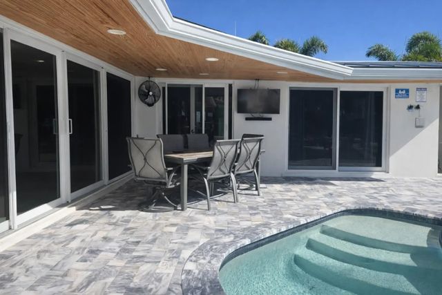 5 of 33 - 3910 Ne 26th Avenue, Lighthouse Point, FL