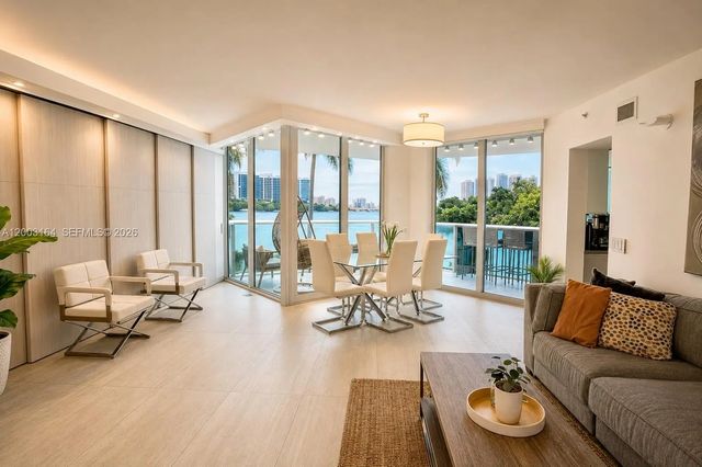 3 of 40 - 3370 Hidden Bay Drive #213, Aventura, FL