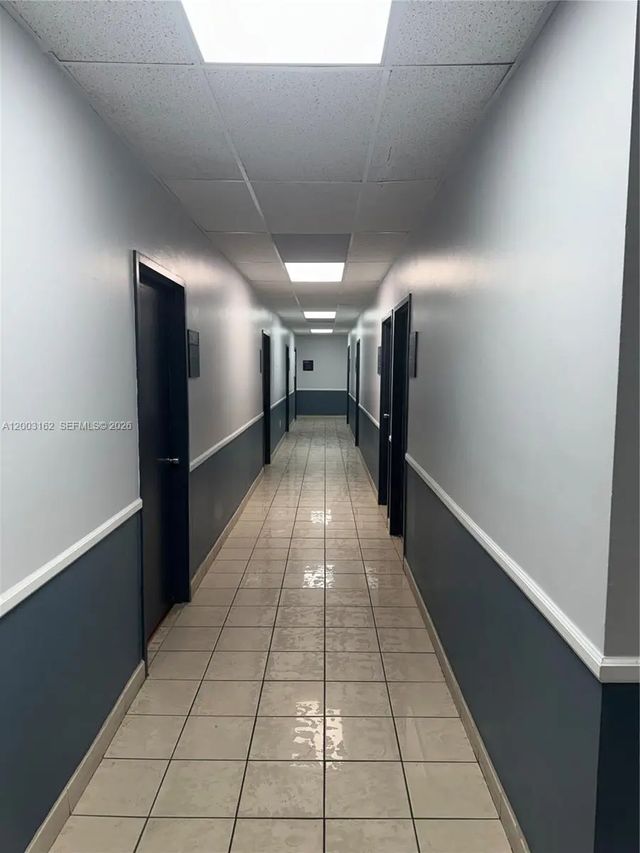 5 of 10 - 717 Ponce De Leon Boulevard #323, Coral Gables, FL
