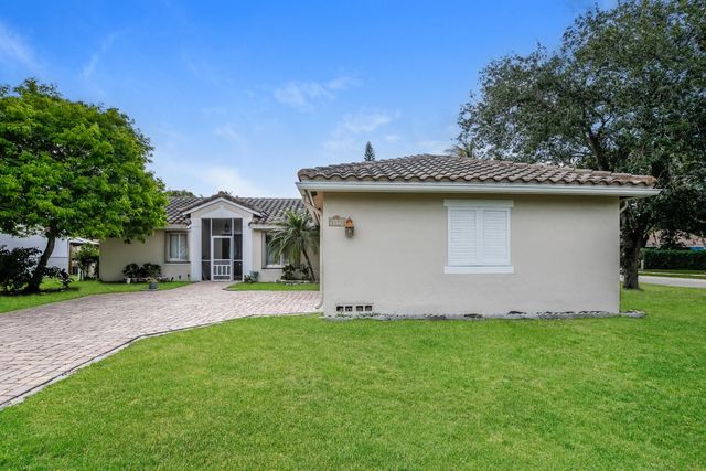 5491 Nw 40th Terrace, Coconut Creek