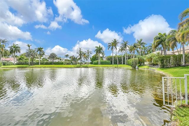 5 of 94 - 10430 Kestrel Street, Plantation, FL