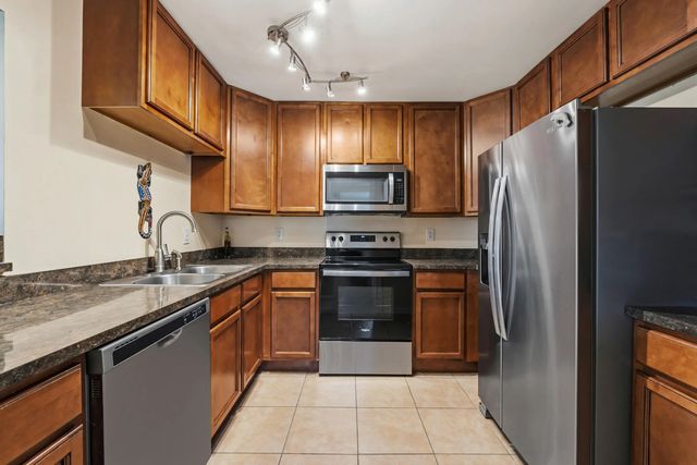 2050 Oleander Boulevard #1-106, Fort Pierce