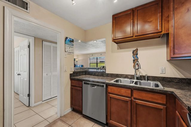 4 of 37 - 2050 Oleander Boulevard #1-106, Fort Pierce, FL