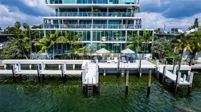 3 of 13 - 8425 Crespi Boulevard, Miami Beach, FL
