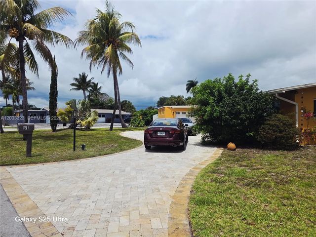 2 of 14 - 31 Ne 27th Drive, Wilton Manors, FL