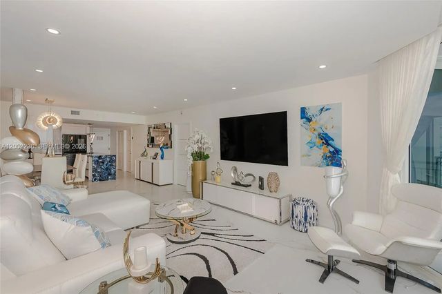 5 of 36 - 17375 Collins Avenue #1601, Sunny Isles Beach, FL
