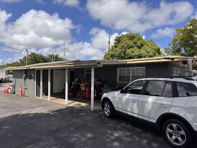 3 of 3 - 2165 Nw 19th Street, Fort Lauderdale, FL