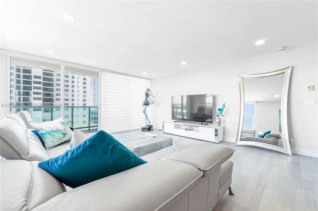 4 of 21 - 2501 S Ocean Drive #536, Hollywood, FL