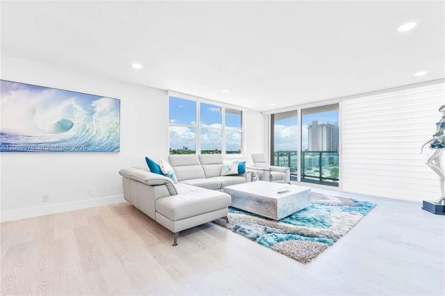 5 of 21 - 2501 S Ocean Drive #536, Hollywood, FL