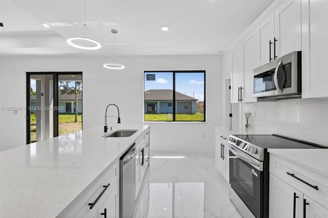 5 of 34 - 312 Rand Avenue, Lehigh Acres, FL