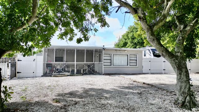 4 of 18 - 4158 Faith Street, West Palm Beach, FL