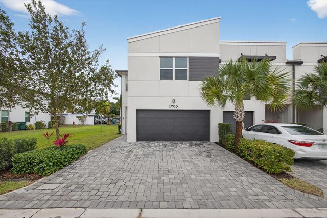 1700 Lindley Street, Mangonia Park