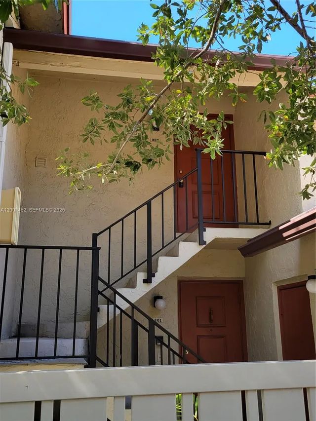 2 of 16 - 1821 Ne 40th Court #302, Pompano Beach, FL