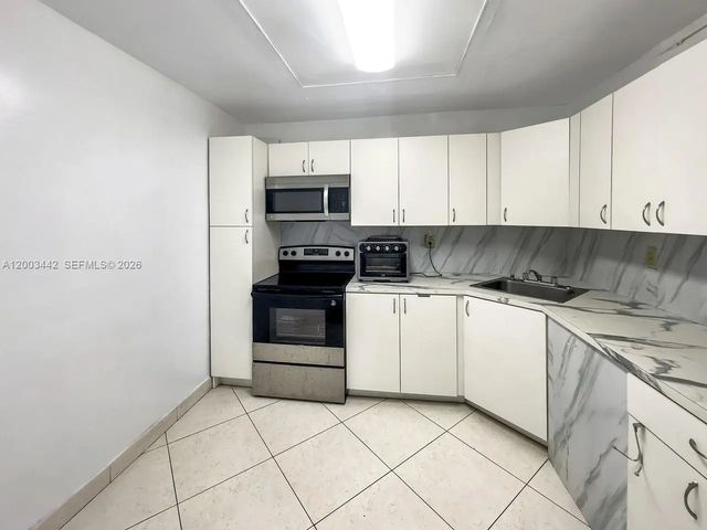 3 of 22 - 2750 Ne 183rd Street #407, Aventura, FL
