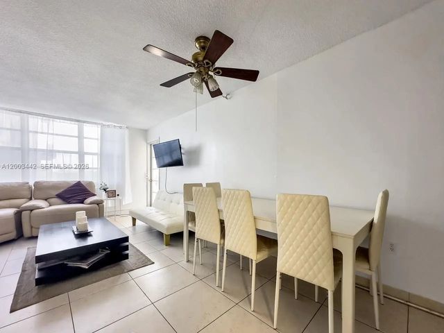 4 of 22 - 2750 Ne 183rd Street #407, Aventura, FL