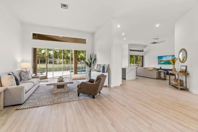 4 of 45 - 15621 Latina Place, Wellington, FL