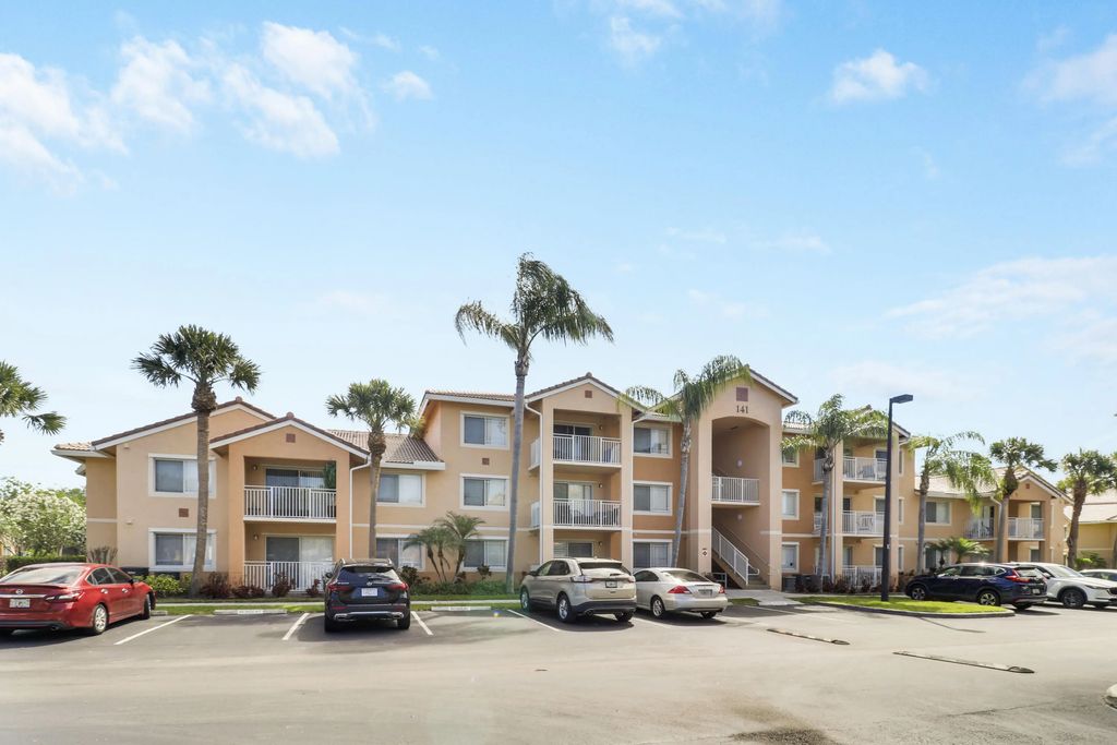 141 Sw Palm Drive #306, Port St. Lucie