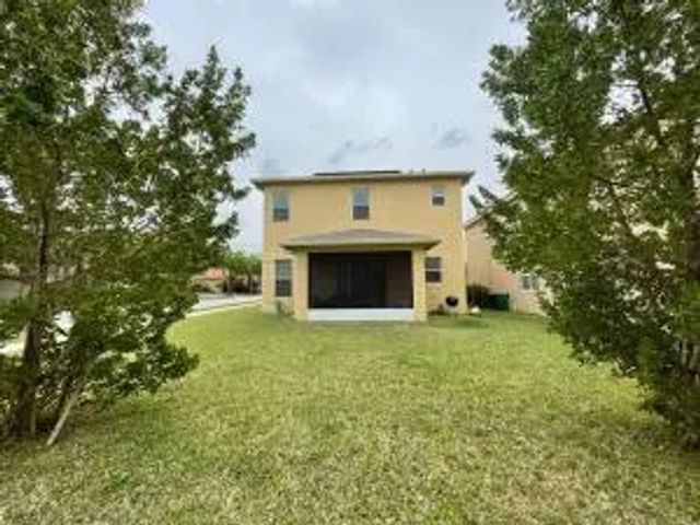 5 of 23 - 1300 Nw Fiorenza Court, Port St. Lucie, FL