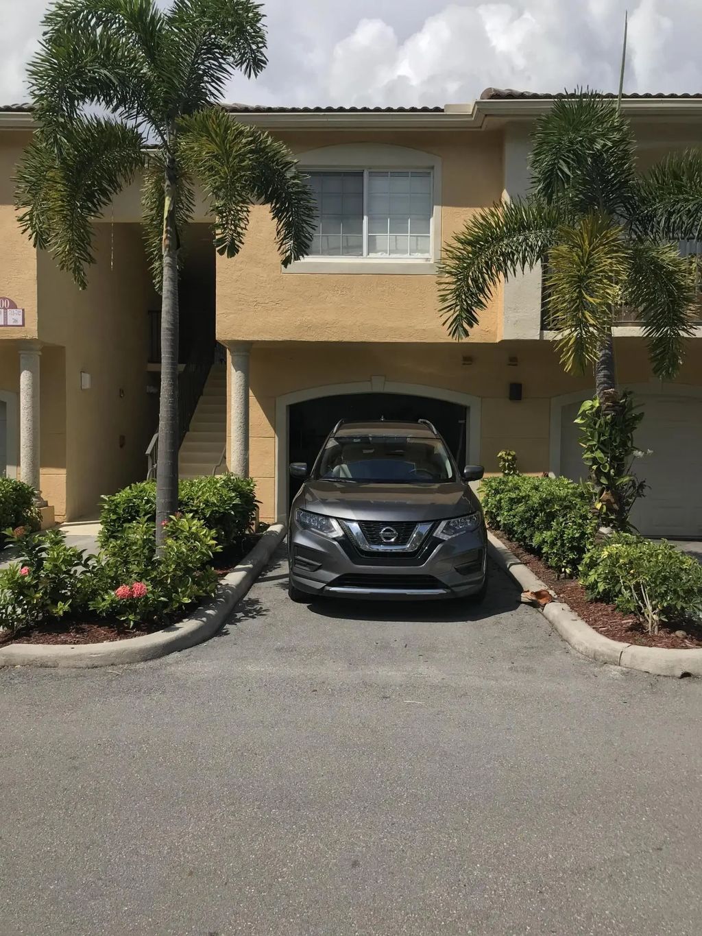 700 S Crestwood Ct Court S #708, Royal Palm Beach