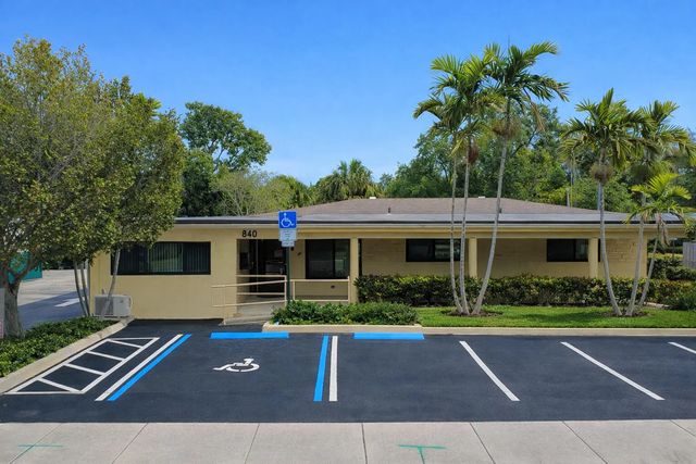 840 S State Road 7, Plantation