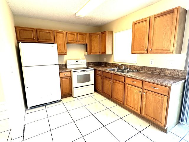 5 of 30 - 3365 Se Garden Street #3365, Stuart, FL