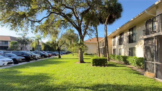 2 of 21 - 5855 Washington Street #90, Hollywood, FL
