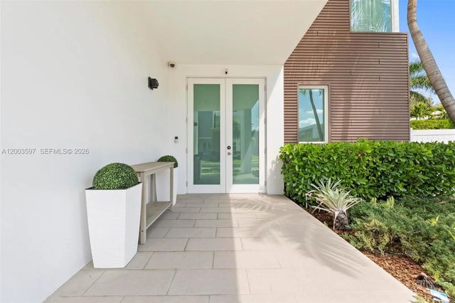 2 of 55 - 10431 Nw 68th Terrace, Doral, FL