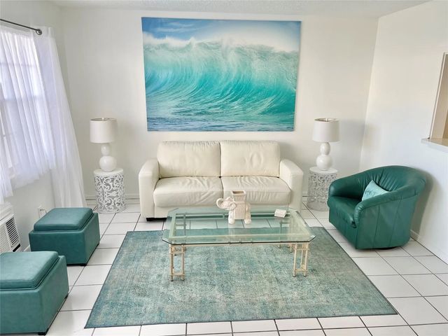 266 Oakridge P  #266, Deerfield Beach