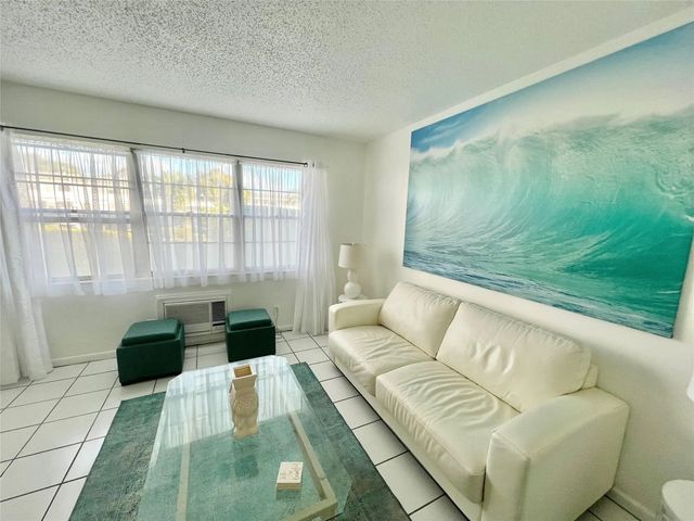 2 of 34 - 266 Oakridge P  #266, Deerfield Beach, FL