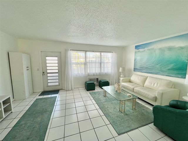 3 of 34 - 266 Oakridge P  #266, Deerfield Beach, FL