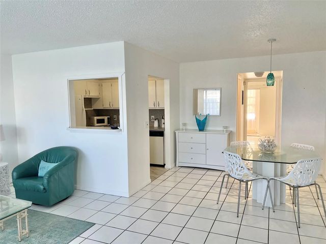 4 of 34 - 266 Oakridge P  #266, Deerfield Beach, FL