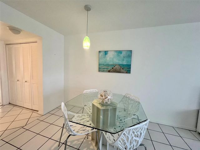 5 of 34 - 266 Oakridge P  #266, Deerfield Beach, FL