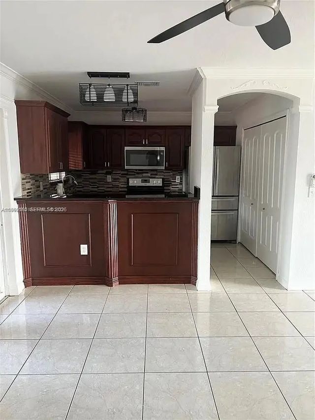 4 of 15 - 3783 Nw 201st Terrace, Miami Gardens, FL
