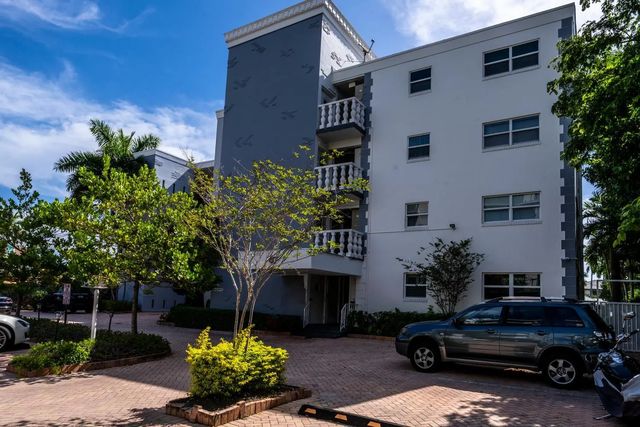 2 of 35 - 40 Isle Of Venice Drive #9, Fort Lauderdale, FL