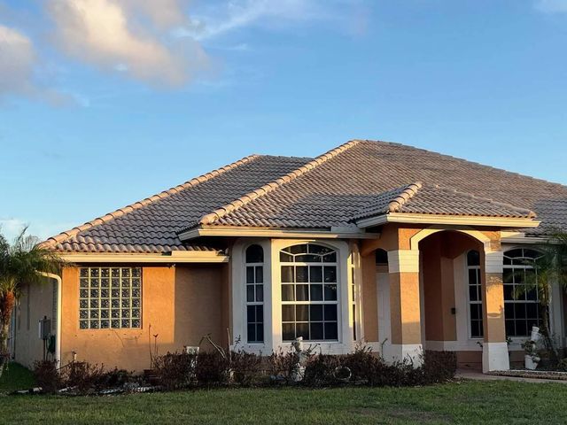 2 of 22 - 5514 Nw Whitecap Road, Port St. Lucie, FL