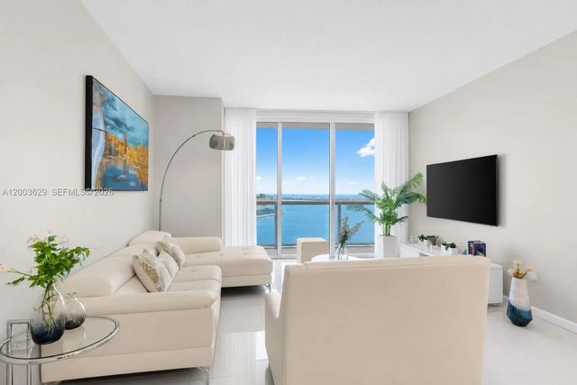 3 of 49 - 485 Brickell Avenue #4501, Miami, FL